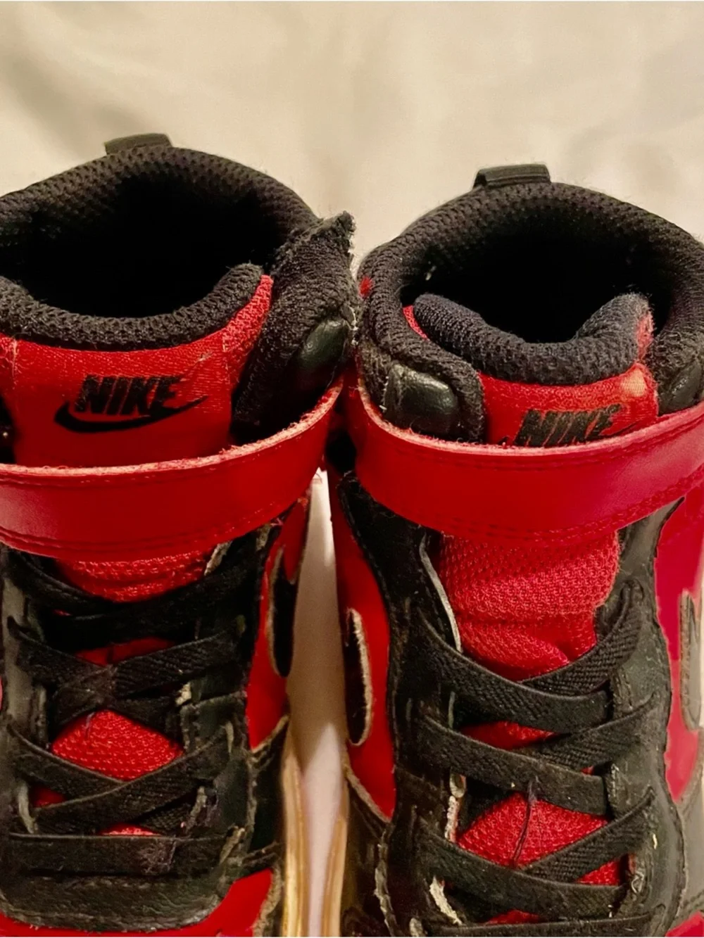 Nike Court Kids Borough Mid 2 High Top Sneakers Red/Black‎ Boy’s Size 11C Shoes